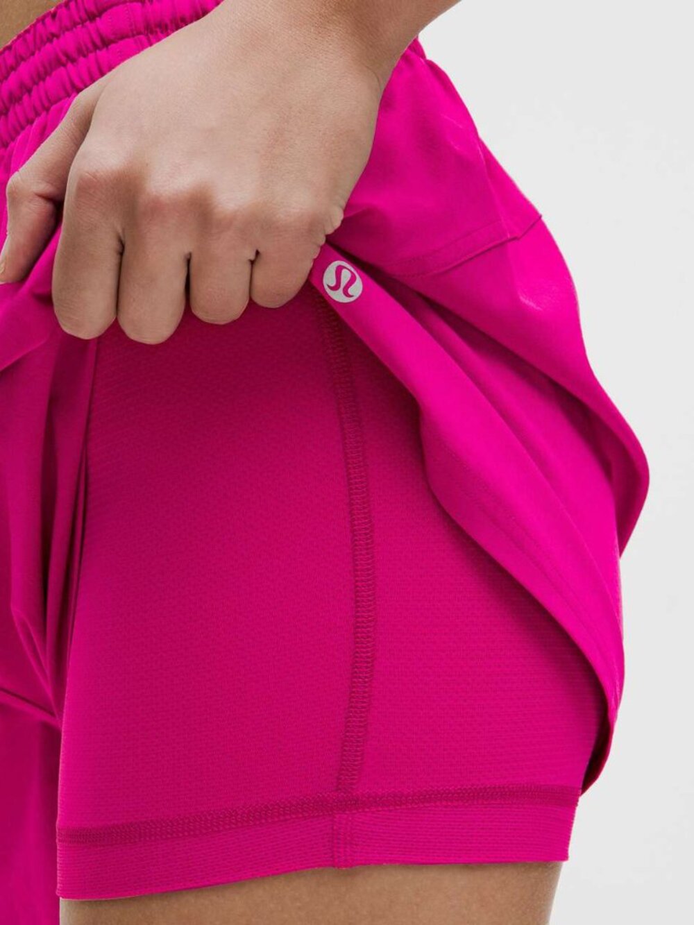 Lululemon Lightweight High Rise Relaxed Short 3" pink 2 XS Ripened Raspberry - Picture 3 of 11